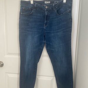 Warp and Weft JFK Skinny Jeans. Size 16